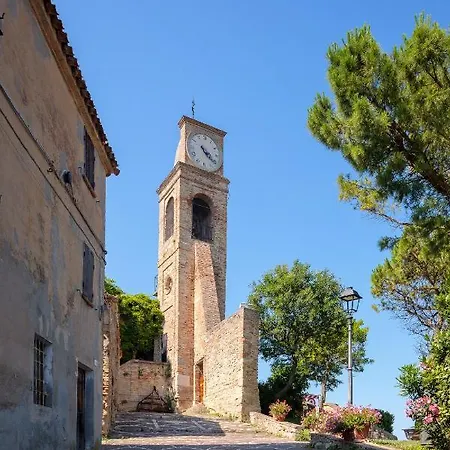 Fronte Mura Castellane - Le Ortensie Di Liliana Fiorenzuola di Focara Exterior photo